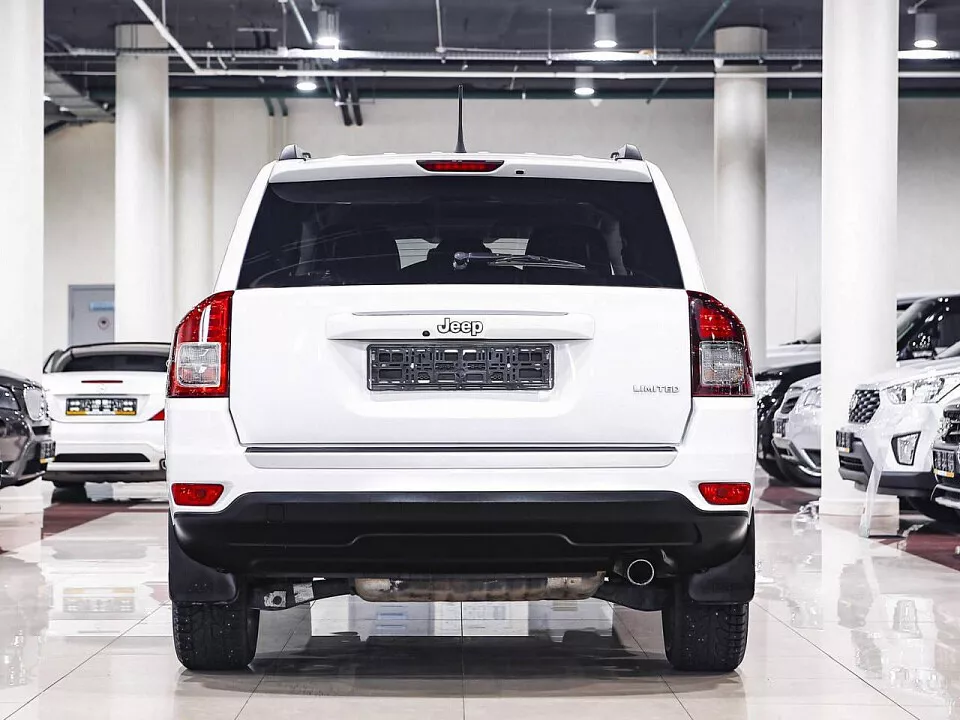 Купить Compass с пробегом