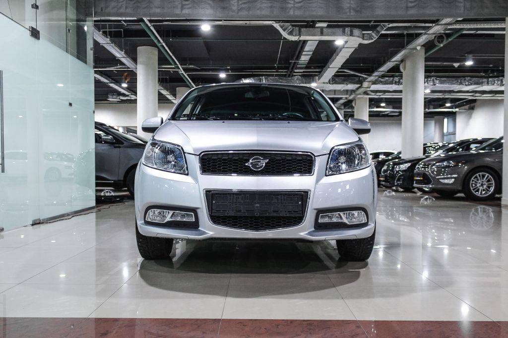 Купить Nexia R3 с пробегом